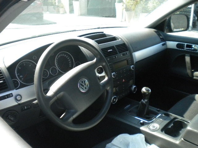 VOLKSWAGEN TOUAREG 2.5 D 4X4 128KW 5M 5P (2004) RICAMBI IN MAGAZZINO