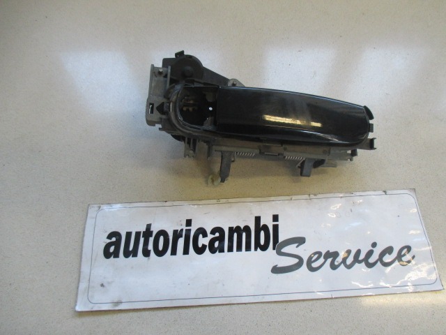 ZUNANJA KLJUKA SPREDNJA LEVA VRATA OEM N. 8E1837207 ORIGINAL REZERVNI DEL AUDI A3 MK2 8P 8PA 8P1 (2003 - 2008)DIESEL LETNIK 2007