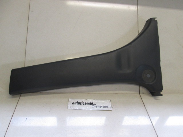 OEM N. 6241444040 ORIGINAL REZERVNI DEL TOYOTA AVENSIS VERSO M2 (2001 - 2004) DIESEL LETNIK 2004