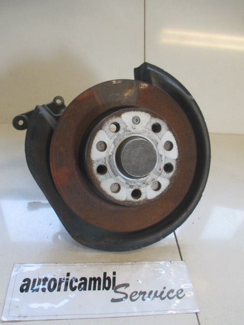 ZADNJI LEVI NOSILEC KOLES/PESTO OEM N. 8V0598611A ORIGINAL REZERVNI DEL VOLKSWAGEN GOLF PLUS 5M1 521 MK1 (2004 - 2009) DIESEL LETNIK 2005