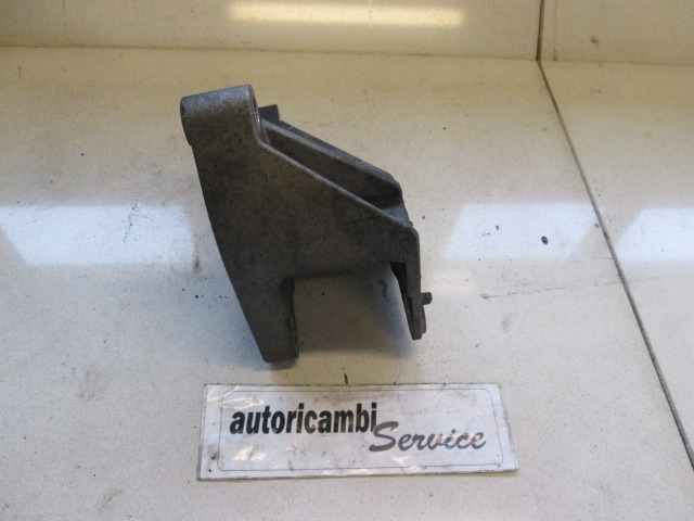 NOSILCI MOTORJA/DRUGO OEM N. 51740297 ORIGINAL REZERVNI DEL FIAT CROMA 194 MK2 R (11-2007 - 2010) DIESEL LETNIK 2008