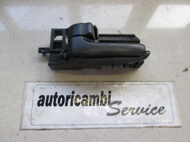 NOTRANJA KLJUKA  OEM N. 69206B1010 ORIGINAL REZERVNI DEL DAIHATSU SIRION MK2 (2005 - 08/2012)BENZINA LETNIK 2005