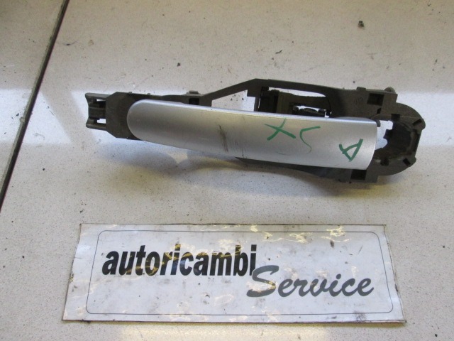 ZUNANJA KLJUKA SPREDNJA LEVA VRATA OEM N. 3B0837207GGRU ORIGINAL REZERVNI DEL VOLKSWAGEN POLO 9N (10/2001 - 2005) DIESEL LETNIK 2002