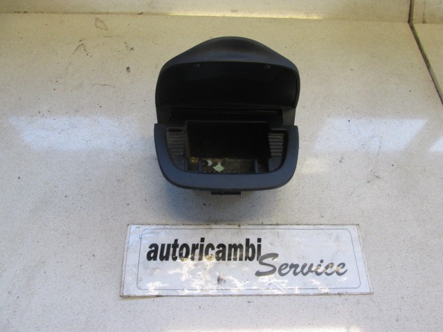 PEPELNIK / DRZALA ZA PIJACO OEM N. 9627639377 ORIGINAL REZERVNI DEL PEUGEOT 206 / 206 CC 2A/C 2D 2E/K (1998 - 2003) BENZINA LETNIK 2002