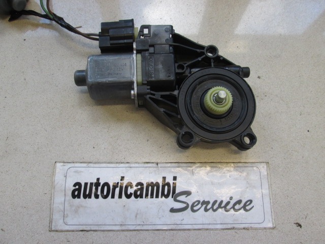 MOTORCEK ELEKTRICNEGA POMIKA ZADNJEGA STEKLA  OEM N. 8A61-14A389-A ORIGINAL REZERVNI DEL FORD FIESTA CB1 CNN MK6 (09/2008 - 11/2012) BENZINA LETNIK 2010