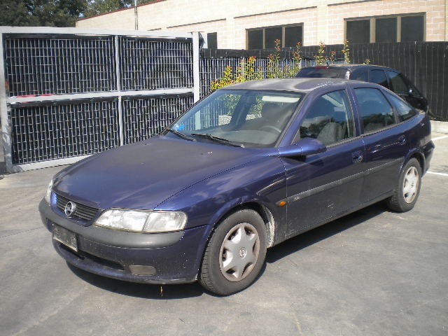 OPEL VECTRA 1.6 B 74KW 5M 5P (1997) BUTTATA INTERA 