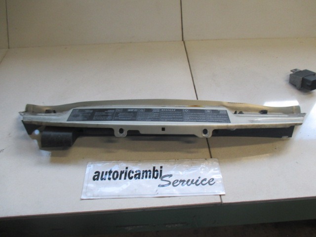 ZDRAVILO BATTICOPHAN OEM N. 7750430587 ORIGINAL REZERVNI DEL RENAULT SCENIC JA0/1 FA0 MK1 R (1999 - 2003) DIESEL LETNIK 2001