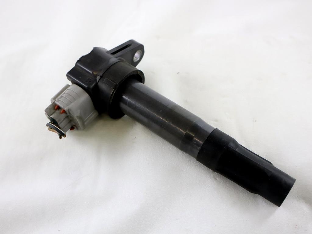 VZIGALNE TULJAVE OEM N. 98070837 ORIGINAL REZERVNI DEL FIAT SEDICI FY R (05/2009 - 2014) BENZINA LETNIK 2009