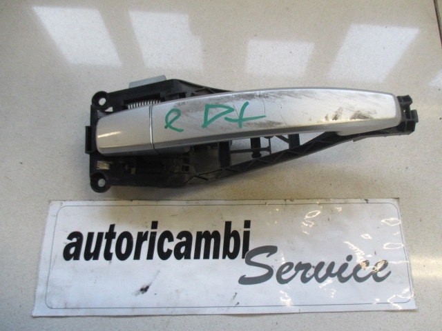 ZUNANJA KLJUKA ZADNJA DESNA VRATA OEM N. 13142770 ORIGINAL REZERVNI DEL OPEL ASTRA H A04 L48 L08 L35 L67 R 5P/3P/SW (2007 - 2010) DIESEL LETNIK 2007