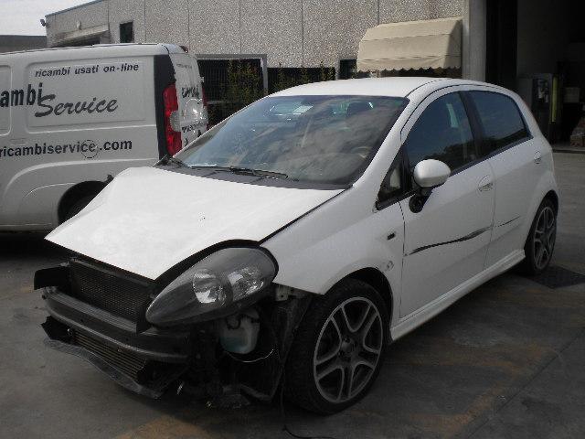 FIAT GRANDE PUNTO 1.4 B 88KW 5M 5P (2009) RICAMBI IN MAGAZZINO 