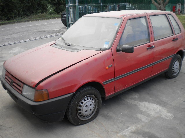 FIAT UNO 1.0 B 33KW 4M 5P (1989) RICAMBI IN MAGAZZINO 