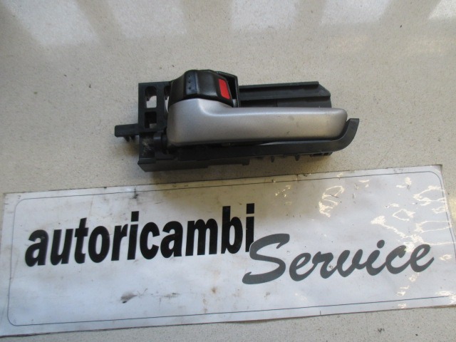 NOTRANJA KLJUKA  OEM N. 8313062J30BWL ORIGINAL REZERVNI DEL SUZUKI SX4 EY GY (2006 - 2010) BENZINA LETNIK 2008