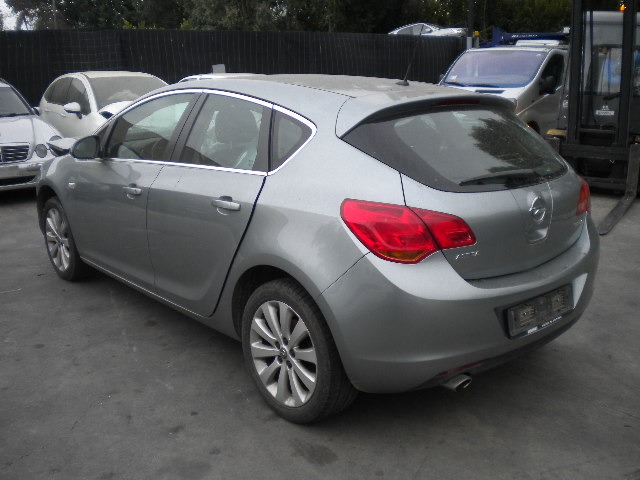 OPEL ASTRA J 1.4 B 103KW 6M 5P (2010) RICAMBI IN MAGAZZINO 