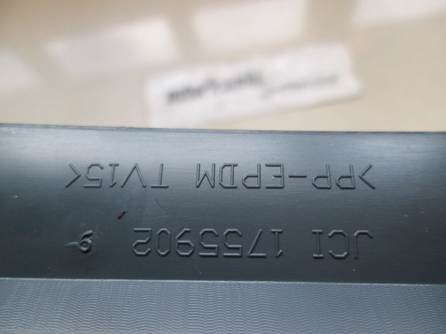 MONTA?NI DELI /  ARMATURNE PLOSCE SPODNJI OEM N. 1755902 ORIGINAL REZERVNI DEL FORD CMAX GRAND CMAX MK2 DXA-CB7 DXA-CEU (2010 - 03/2015) DIESEL LETNIK 2011