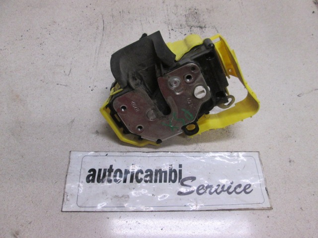 CENTRALNA KLJUCAVNICA ZADJIH LEVIH VRAT OEM N. 1361762080 ORIGINAL REZERVNI DEL FIAT FIORINO / QUBO 255 (2008 - 2019) DIESEL LETNIK 2009