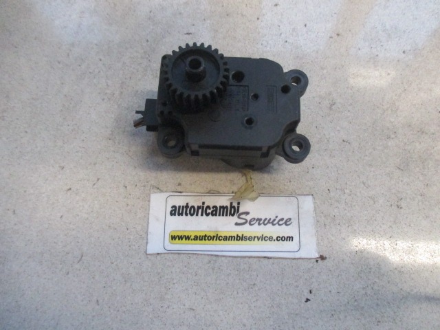 MOTORCEK OGREVANJA OEM N. 52495066 ORIGINAL REZERVNI DEL ALFA ROMEO 147 937 (2001 - 2005)BENZINA LETNIK 2004