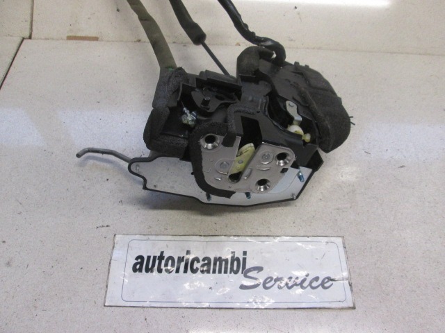 CENTRALNA KLJUCAVNICA ZADJIH LEVIH VRAT OEM N. EG2173310 ORIGINAL REZERVNI DEL MAZDA CX-7 ER (2006 - 2012) DIESEL LETNIK 2010