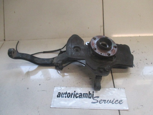 VRTLJIVI LEZAJ DESNO / PESTO KOLESA Z LEZAJEM SPREDAJ OEM N. 60563372 ORIGINAL REZERVNI DEL ALFA ROMEO 156 932 BER/SW (1997 - 03/2000)DIESEL LETNIK 1999