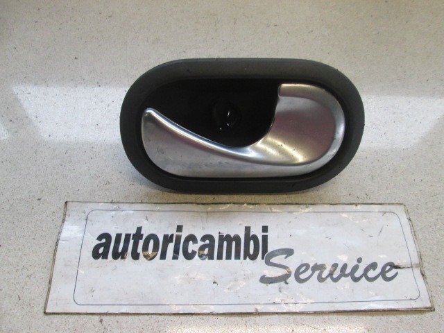 NOTRANJA KLJUKA  OEM N. 8200028486 ORIGINAL REZERVNI DEL RENAULT SCENIC/GRAND SCENIC JM0/1 MK2 (2003 - 2009) DIESEL LETNIK 2003