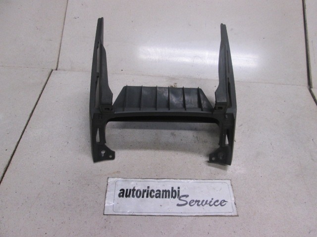 MONTA?NI DELI /  ARMATURNE PLOSCE SPODNJI OEM N. 5881152030 ORIGINAL REZERVNI DEL TOYOTA URBAN CRUISER P1 (2009 - 2014) DIESEL LETNIK 2009