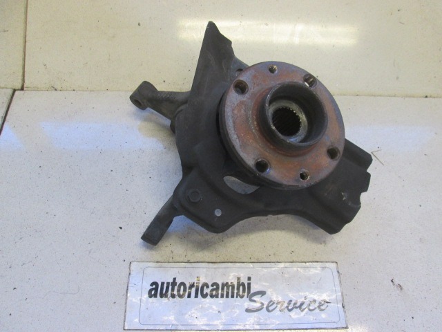 VRTLJIVI LEZAJ DESNO / PESTO KOLESA Z LEZAJEM SPREDAJ OEM N. 7608131 ORIGINAL REZERVNI DEL FIAT PUNTO 188 188AX MK2 (1999 - 2003) DIESEL LETNIK 2002