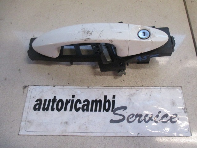 ZUNANJA KLJUKA SPREDNJA LEVA VRATA OEM N. 1767138 ORIGINAL REZERVNI DEL FORD FIESTA CB1 CNN MK6 (09/2008 - 11/2012) DIESEL LETNIK 2010