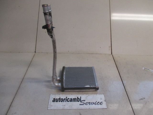 GRELEC RADIATORJA OEM N. 8FH351315591 ORIGINAL REZERVNI DEL FORD FIESTA CB1 CNN MK6 (09/2008 - 11/2012) DIESEL LETNIK 2010