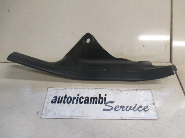 NOTRANJA OBLOGA PRAGA  OEM N. 51477066977 ORIGINAL REZERVNI DEL BMW SERIE 1 BER/COUPE/CABRIO E81/E82/E87/E88 LCI R (2007 - 2013) DIESEL LETNIK 2010