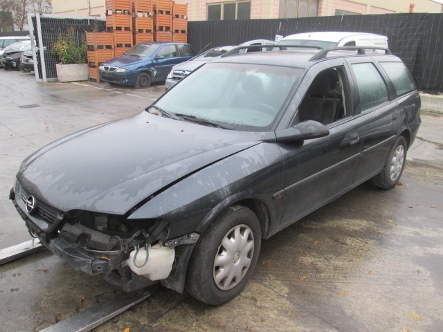 OPEL VECTRA 2.0 SW 5P D 5M 74KW (1997) RICAMBI IN MAGAZZINO 