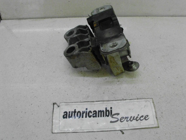 NOSILCI MOTORJA/DRUGO OEM N.  ORIGINAL REZERVNI DEL FIAT GRANDE PUNTO 199 (2005 - 2012) BENZINA LETNIK 2008