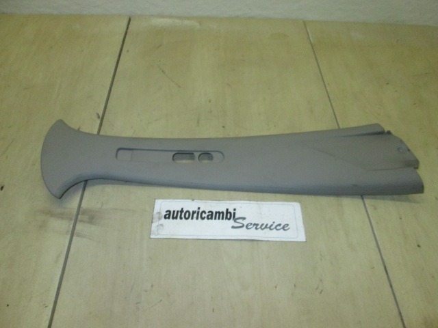 9645084177 RIVESTIMENTO SUPERIORE MONTANTE CENTRALE LATO DESTRO CITROEN XSARA PICASSO 1.6 D 80KW 5M 5P (2006) RICAMBIO USATO 