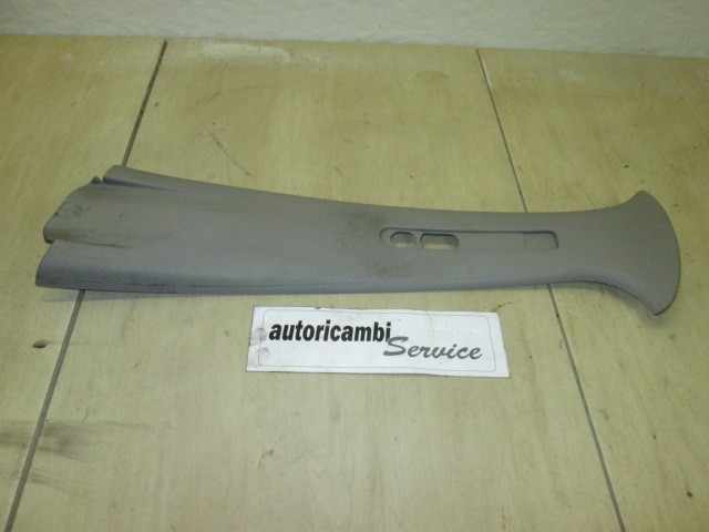 9623291377 RIVESTIMENTO SUPERIORE MONTANTE CENTRALE LATO SINISTRO CITROEN XSARA PICASSO 1.6 D 80KW 5M 5P (2006) RICAMBIO USATO 