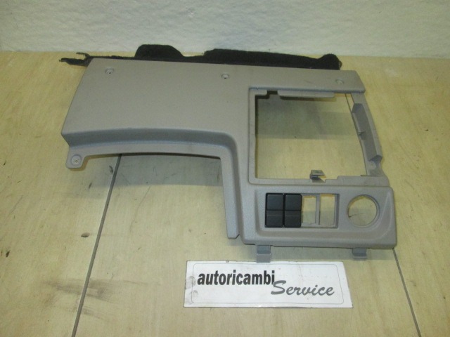 MONTA?NI DELI /  ARMATURNE PLOSCE SPODNJI OEM N. 9645725577 ORIGINAL REZERVNI DEL CITROEN XSARA PICASSO (1999 - 2010) DIESEL LETNIK 2006