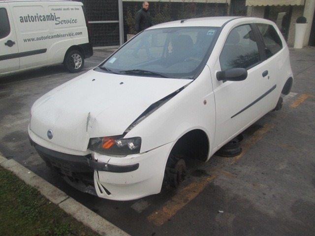 FIAT PUNTO 1.2 B 5M 44KW (2000) RICAMBI IN MAGAZZINO 