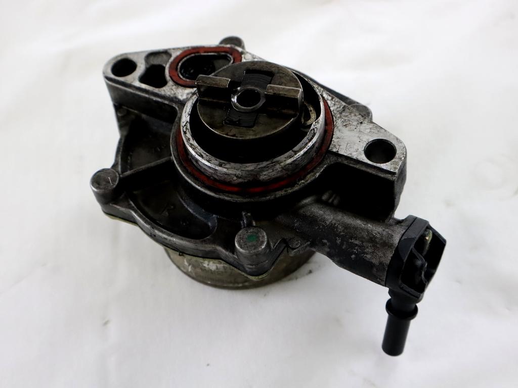 VAKUUM CRPALKA OEM N. 9653446680 ORIGINAL REZERVNI DEL PEUGEOT 307 3A/B/C/E/H BER/SW/CABRIO (2001 - 2009) DIESEL LETNIK 2004