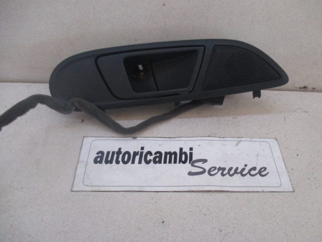 NOTRANJA KLJUKA  OEM N. 8A61-A22600 ORIGINAL REZERVNI DEL FORD FIESTA CB1 CNN MK6 (09/2008 - 11/2012) BENZINA LETNIK 2009