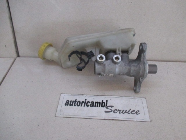 ZAVORNI CILINDER OEM N. 32067093 ORIGINAL REZERVNI DEL PEUGEOT 207 / 207 CC WA WC WD WK (2006 - 05/2009) BENZINA LETNIK 2006