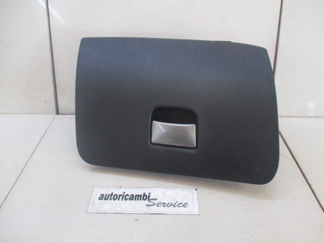 PREDAL ZA DOKUMENTE OEM N. 156080694 ORIGINAL REZERVNI DEL ALFA ROMEO MITO 955 (2008 - 2018) BENZINA LETNIK 2010