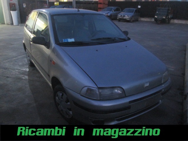 FIAT PUNTO 1.2 B 5M 54KW (1997) RICAMBI IN MAGAZZINO 