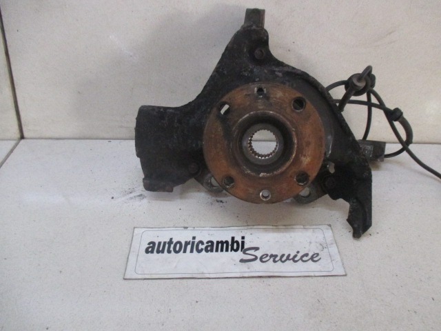 VRTLJIVI LEZAJ DESNO / PESTO KOLESA Z LEZAJEM SPREDAJ OEM N. 51824630 ORIGINAL REZERVNI DEL FIAT STILO 192 BER/SW (2001 - 2004) DIESEL LETNIK 2002