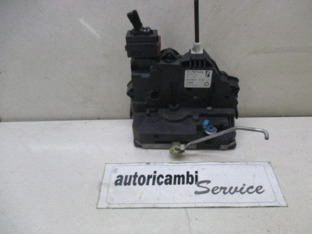 CENTRALNI ZAKLEP SPREDNJIH VRAT  OEM N. 51797558 ORIGINAL REZERVNI DEL FIAT GRANDE PUNTO 199 (2005 - 2012) DIESEL LETNIK 2007