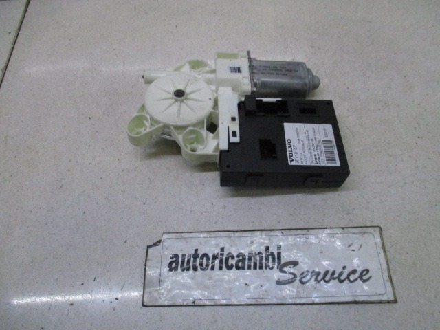 DVIZNI MEHANIZEM SPREDNIH STEKEL  OEM N. 30710157 ORIGINAL REZERVNI DEL VOLVO V50 545 (2004 - 05/2007) DIESEL LETNIK 2004