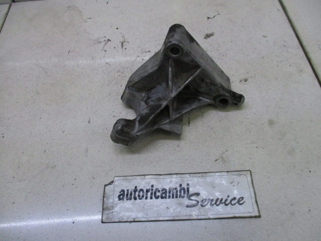 NOSILCI MOTORJA/DRUGO OEM N. 90496729 ORIGINAL REZERVNI DEL OPEL VECTRA B J96 BER/SW (1995 - 1999) DIESEL LETNIK 1997