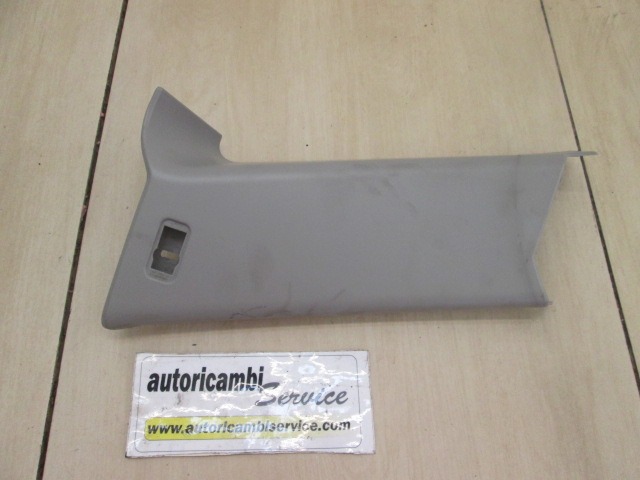 OEM N. 51437117476 ORIGINAL REZERVNI DEL BMW SERIE 3 BER/SW/COUPE/CABRIO E90/E91/E92/E93 LCI R (2009 - 2012) DIESEL LETNIK 2008