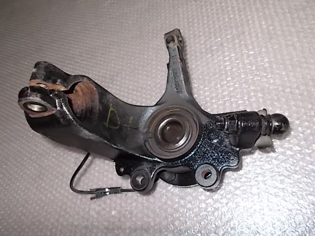 VRTLJIVI LEZAJ DESNO / PESTO KOLESA Z LEZAJEM SPREDAJ OEM N.  ORIGINAL REZERVNI DEL FORD FOCUS DA HCP DP MK2 BER/SW (2005 - 2008) DIESEL LETNIK 2006