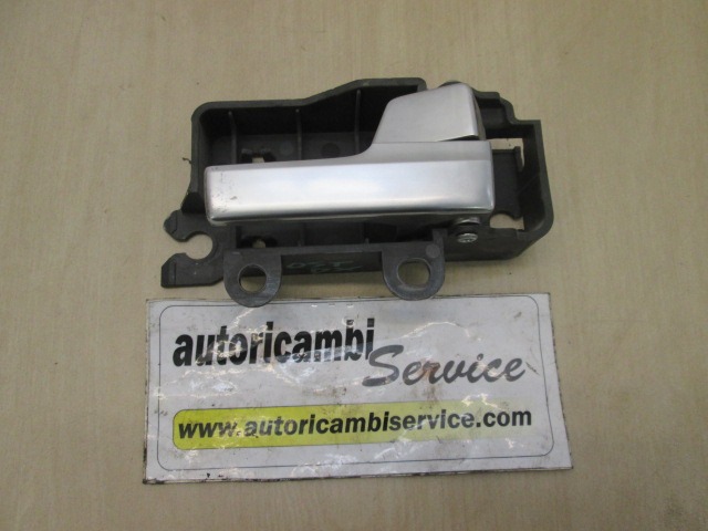 NOTRANJA KLJUKA  OEM N. 3M51R22600 ORIGINAL REZERVNI DEL FORD FOCUS CMAX DM2 MK1 (10/2003 - 03/2007) DIESEL LETNIK 2005