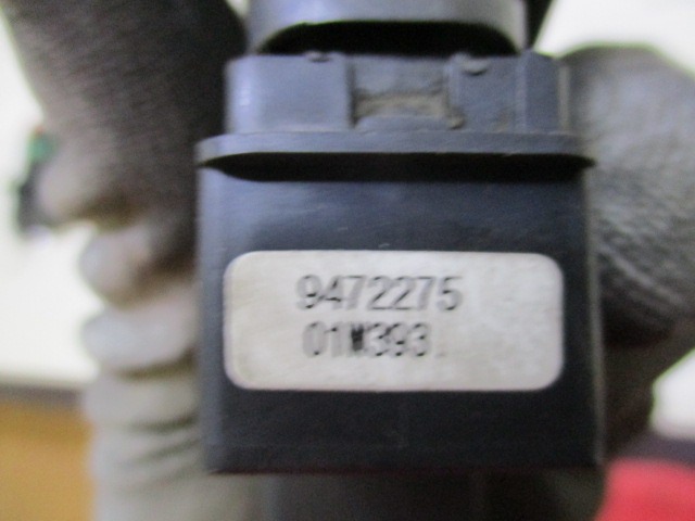 ZADNJE STIKALO OEM N. 9472275 ORIGINAL REZERVNI DEL VOLVO V70 MK2 285 (2000 - 2007) DIESEL LETNIK 2002