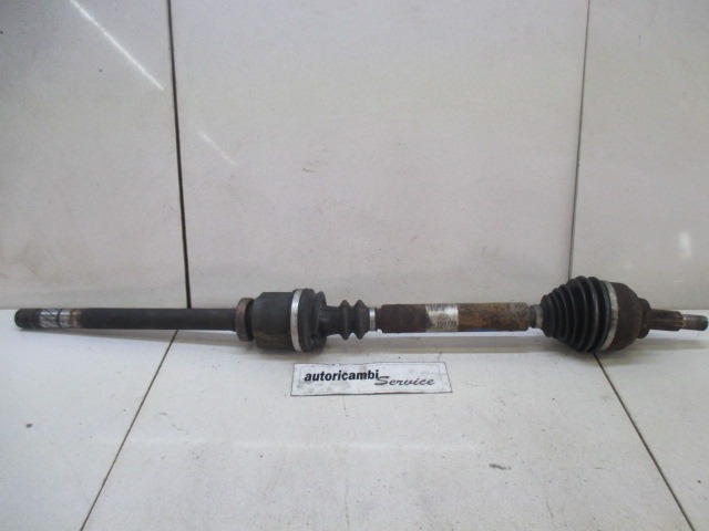 DESNA SPREDNJA POGONSKA GRED  OEM N. 8200169176 ORIGINAL REZERVNI DEL RENAULT LAGUNA BG0/1 KG0/1 MK2 BER/SW (11/2000 - 12/2004) DIESEL LETNIK 2004