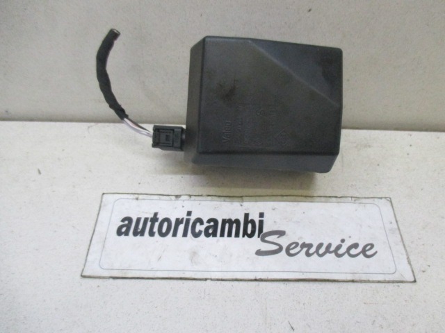 RACUNALNIK AVTOALARMA/BLOKADA MOTORJA OEM N.  ORIGINAL REZERVNI DEL RENAULT LAGUNA BG0/1 KG0/1 MK2 BER/SW (11/2000 - 12/2004) DIESEL LETNIK 2004