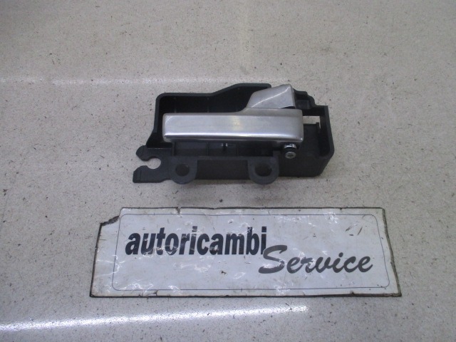 NOTRANJA KLJUKA  OEM N. 3M51-R22600 ORIGINAL REZERVNI DEL FORD FOCUS DA HCP DP MK2 R BER/SW (2008 - 2011) BENZINA/GPL LETNIK 2009